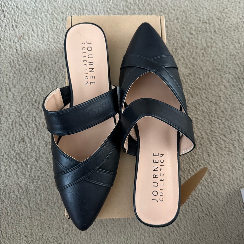 Journee Collection Black Pointed-Toe Mules